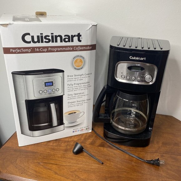 Cuisinart 14 Cup Programmable Coffeemaker Perfectemp Model DCC-3200P1 Coffee Pot